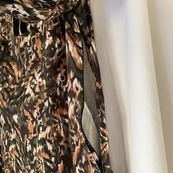 Ted Baker London 'Holiiy Urban Print' mini dress - Picture 9 of 11